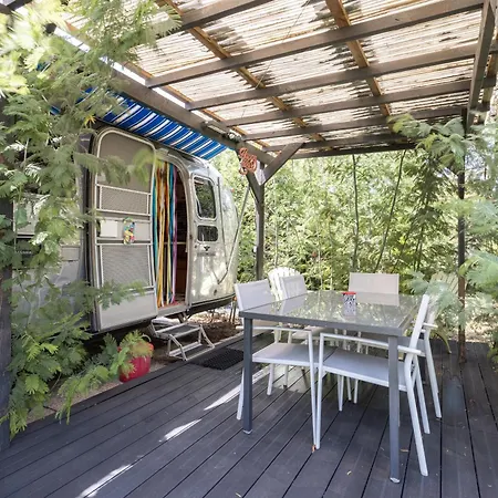 Bed & Breakfast Lointaines Escapades 4*