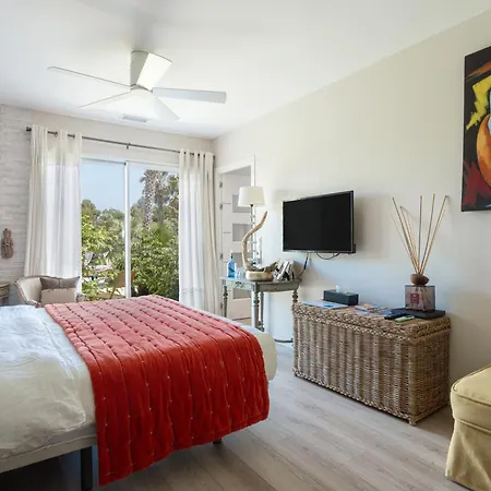 Lointaines Escapades 3*