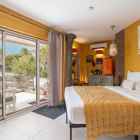 Lointaines Escapades Bed and breakfast 3*