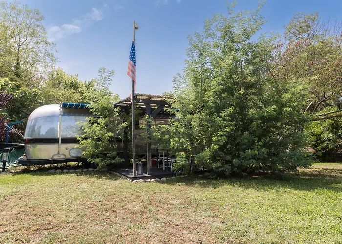 Bed & Breakfast Lointaines Escapades