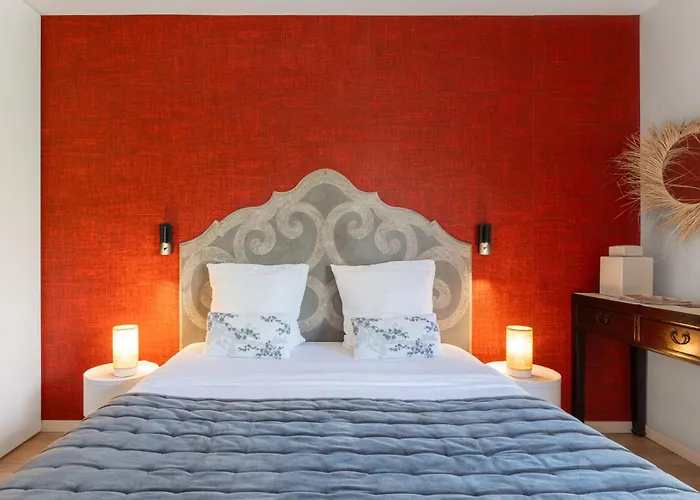 Lointaines Escapades 4*