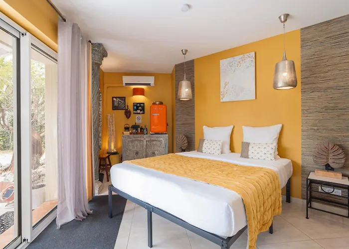 Lointaines Escapades Perpignan