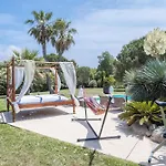 Bed & Breakfast Lointaines Escapades 4*