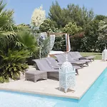 Bed & Breakfast Lointaines Escapades