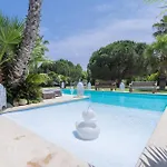 Bed and breakfast Lointaines Escapades 4*