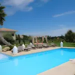 Lointaines Escapades Bed and Breakfast