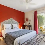 Bed and Breakfast Lointaines Escapades 4*