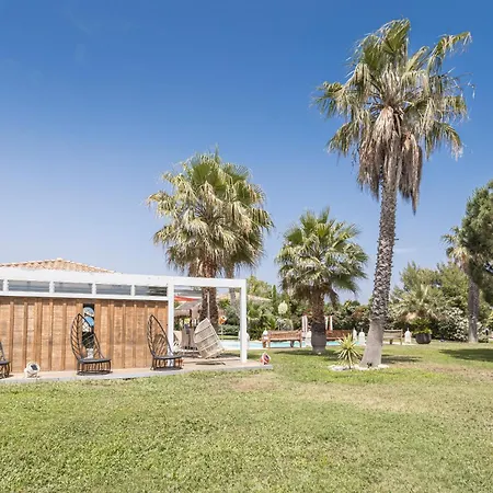 Lointaines Escapades Bed and Breakfast