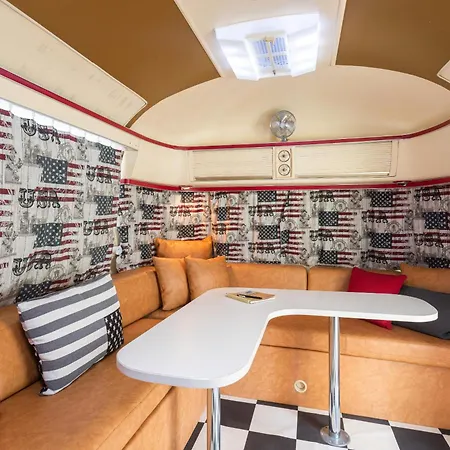 Lointaines Escapades 3* بيربينيو