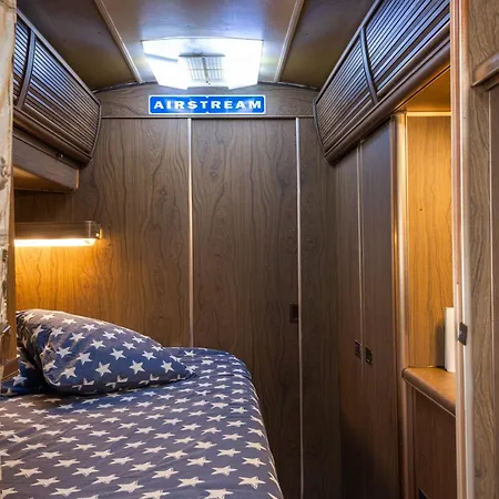 Lointaines Escapades فندق مبيت وإفطار بيربينيو