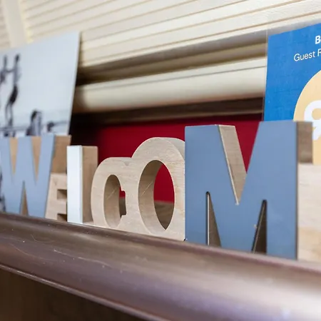 Lointaines Escapades 3* ペルピニャン