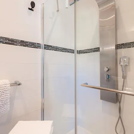 Lointaines Escapades فندق مبيت وإفطار بيربينيو