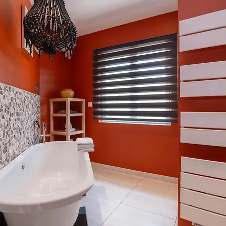 فندق مبيت وإفطار Lointaines Escapades