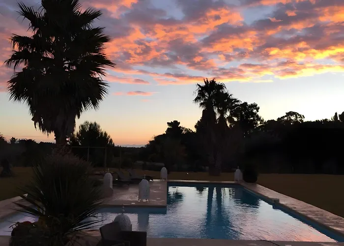 Lointaines Escapades Bed and Breakfast