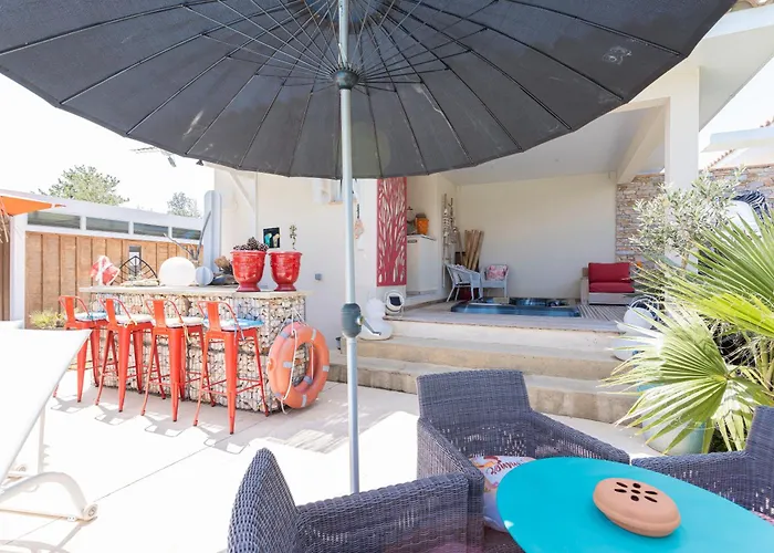 Bed and Breakfast Lointaines Escapades 4*