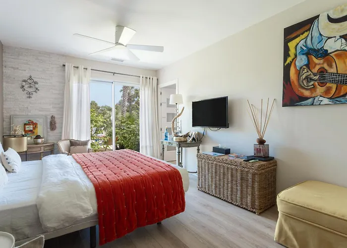 Lointaines Escapades 4*