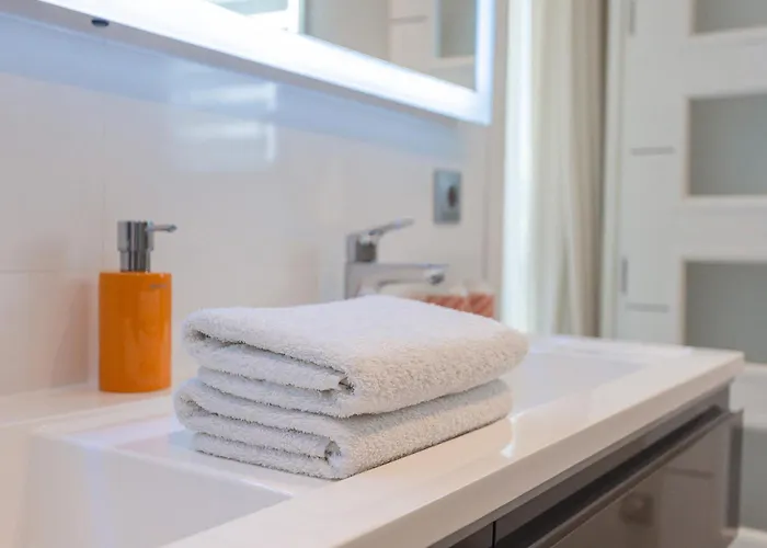 Bed and Breakfast Lointaines Escapades