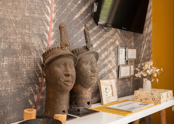 Lointaines Escapades